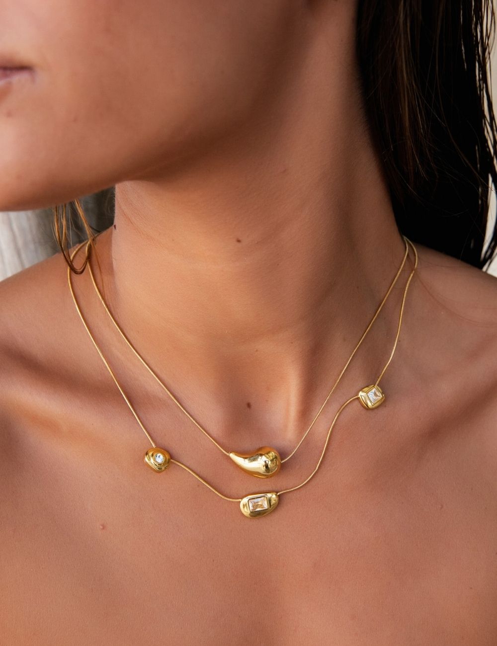 Collier Laura